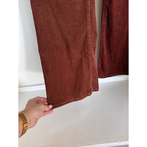 Gap Corduroy 70's Flare Pants Rust Color Size 10 / 30 Regular Fall - Picture 4 of 9